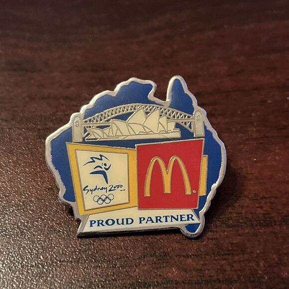 McDonald’s 2000‎ Sydney Olympics Opera House Bridge Proud Partner Employee Pin - Picture 1 of 3